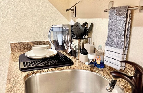 Willow Glen House | Serene Guest Suite w/Private Bath and Kitchenette