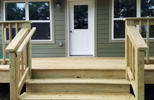 Green Lake Cabin | Serene Hilltop Escape - Lake Views!!