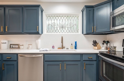 Mid America House | Serene Lakefront Escape with Pool & Hot Tub