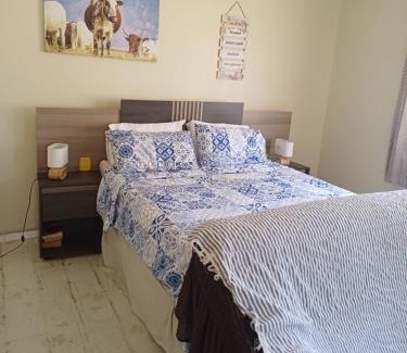 Germiston House | Serene on 5 Cologne