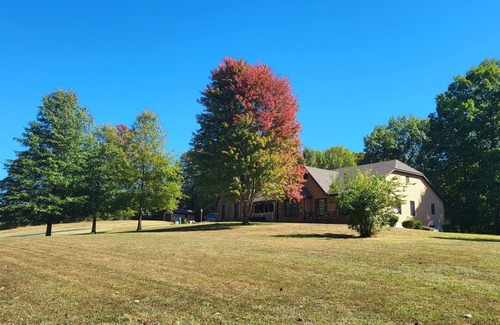 Cobden House | Serene Private Retreat Close to Shawnee National Forest