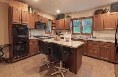 Killbuck Other | Serene Retreat in SW Holmes County, OH - Nature-Lover's Paradise - Dog-Friendly!