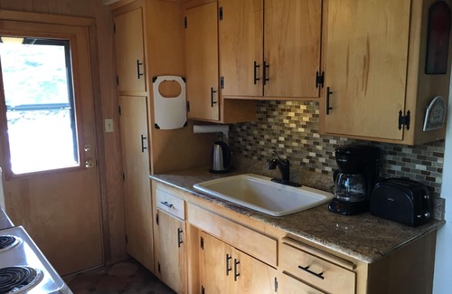 Allenspark Cabin | Serene Solitude mountain cabin in Allenspark