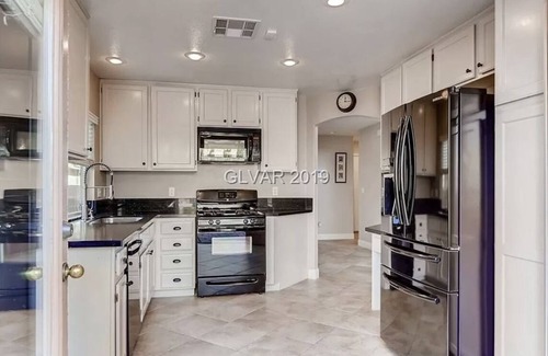 Santa Barbara House | Serene Summerlin North Home in a Gated Community