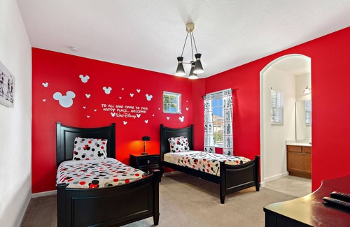 Sunridge Woods Villa | SERENE Villa With Private Pool - NEW LISTING