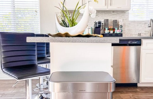 Los Angeles Condo | "Serenity" 3Bed~3Bath By BMO~Crypto~So-Fi~DTLA~USC