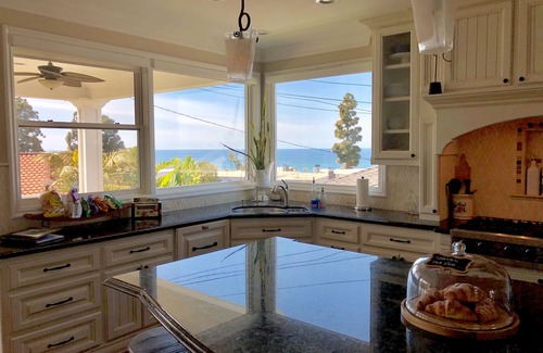 Redondo Beach House | Serenity and Style in Redondo Beach