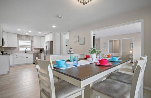 West Bradenton House | ⚓Serenity by the Sea! Cozy pool home w/putting green & fire pit!⚓