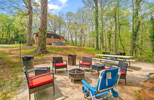 Southwest Raleigh House | Serenity Haven Pond View with Pool