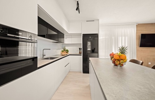 Loborika Villa | Serenity Home Villa Tea with heated pool and pyrolysis salt water