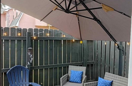 Church Street Apartment | Serenity Landing - 5 Minutes to Airport - Sleeps 6