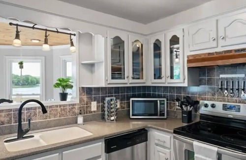 Townley House | Serenity Now-Duncan Bridge Sidenn