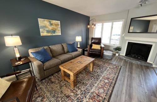 Kimberling City Apartment | Serenity Oaks at The Getaways