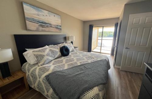 Kimberling City Apartment | Serenity Oaks at The Getaways