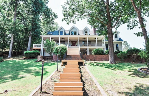 Ridgeway House | Serenity on Wateree- Dock & Sauna!