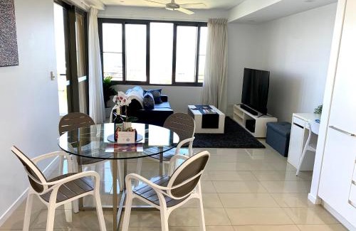 Darwin City Centre Apartment | Serenity Peary - Executive 1brm at Darwin Waterfront with Sea Views