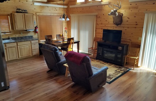 Sturgis House | Serenity Pines in Boulder Canyon