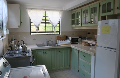 Kendal Apartment | Serenity. Relaxation. Throw caution to the Wind.