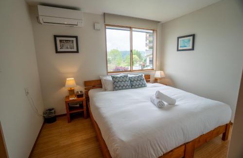 Happo Ski Chalet | Serenity & Solitude Chalets, walk to the lifts Happoone Ski Resort