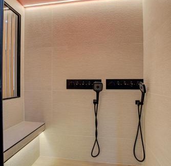 Bourgoin-Jallieu Apartment | Serenity Suite