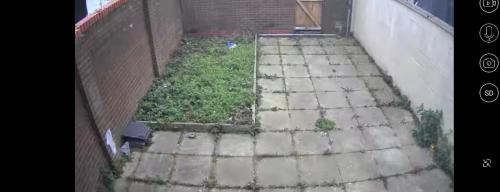 Bootle Apartment | Serviced Accommodation Liverpool by Tomla- Free Parking