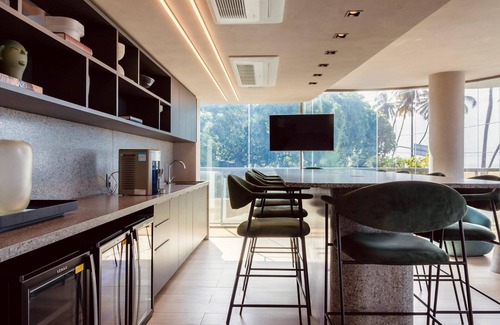 Cabo Branco Apartment | Setai Yacht