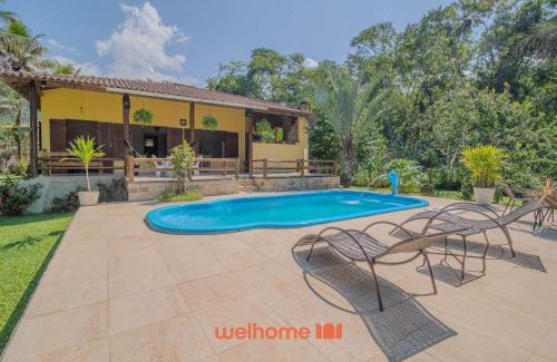 Mambucaba House | Seu refúgio com piscina, área verde e Churrasqueira