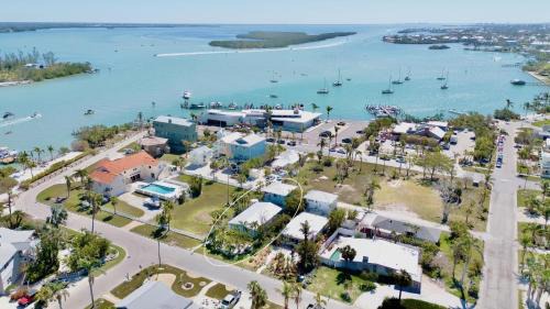 Longbeach Village House | Seven Palms Beach House