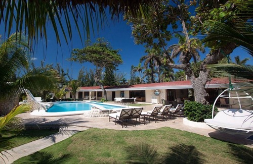 Mammee Bay Estates Villa | SEVEN SEAS JAMAICA - Luxury 4 Bed Beach Villa in Ocho Rios - STAFF INC