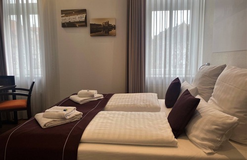 Oststadt Sudlicher Teil Hotel | sevenDays Hotel BoardingHouse