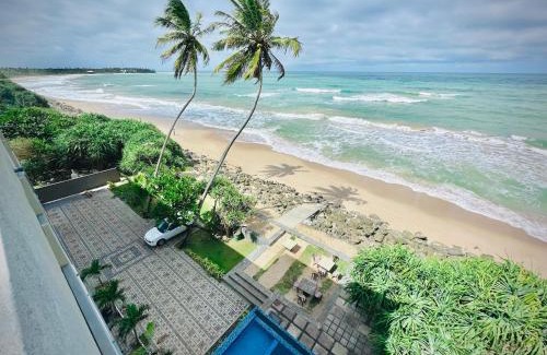 Hikkaduwa Villa | Sevenra Grand Beach Hotel