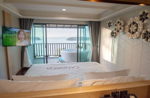 Kata Resort | (SHA+)Junior Suite Hideaway (B)