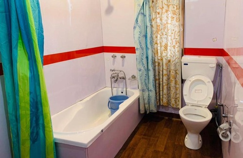 Dal Lake Boat Rental | Shabnam Group Of Houseboats