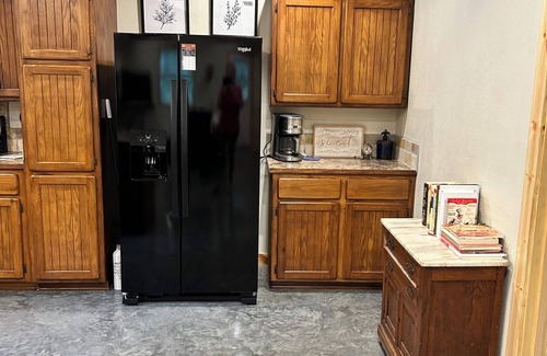 Story Cottage | Shady Pines Cottage; A Charming 2-Bedroom Cottage. Pet-Friendly!