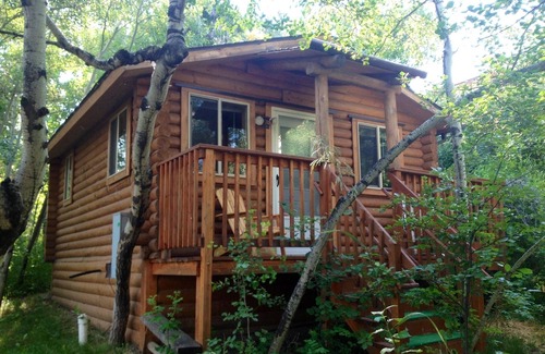 Roberts Cabin | Shady Rest Cabin at Paris Montana®