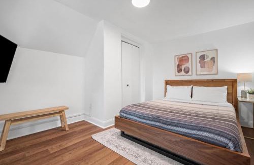 Shadyside Apartment | Shadyside, Pittsburgh, Modern and Stylish 1 Bedroom Unit5 with Free Parking