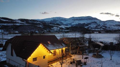 Qusar Ski Chalet | Shahdag Suvacal House