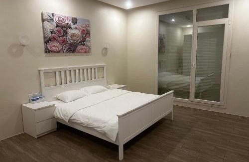 Al Khiran Ski Chalet | Shaleeh 285 شاليه العائلة