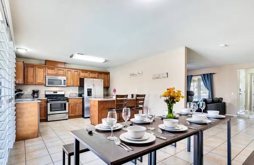 Riverside House | Shalimars Serenity, Spacious Pool, Jacuzzi,Games, Massage Chair, Patio Furniture