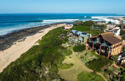 Jeffreys Bay House | Shaloha Guesthouse on Supertubes