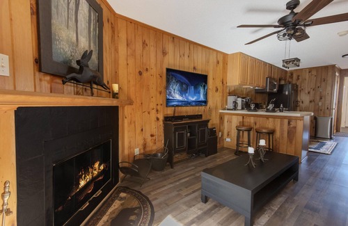 Sawmill Village House | Shamrock 66: Idyllic Townhouse Retreat, Dog Friendly, Bike Friendly!
