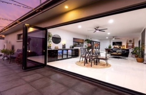 Lake Wangary House | Shangri-la - Your Luxury Getaway in Coffin Bay