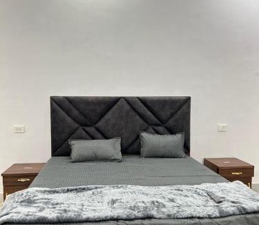 Meerut Hotel | Shanti luxury rooms