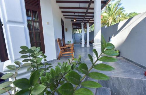 Talalla Villa | Sharasvee Nature Villa