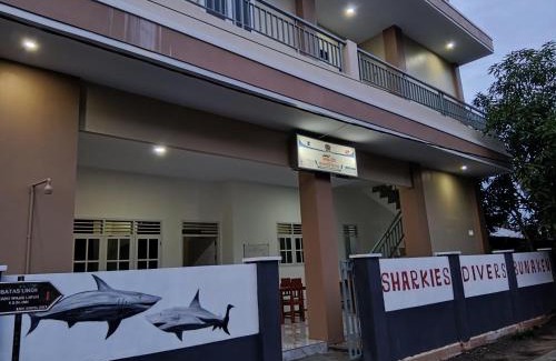 Bunaken House | Sharkies Divers Bunaken