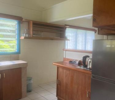 Avarua House | Sharnytas Guesthouse AIR CONDITIONED