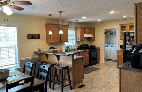 Winona House | Shawnee Creek Hideaway - Close to Eminence and the Jacks Fork River!