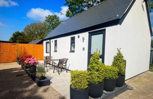 Gumley Apartment | Shearsby Valley Lakes Accommodation