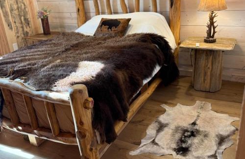 Cameron House | Sheep Creek Ranch Apartment