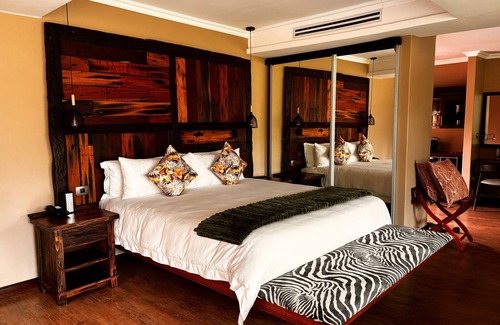 Vaalwater Cabin | Shekinah Lion and Game Lodge